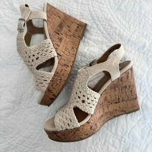 SO Tan 4 Inch Cork Wedges - Size 6.5